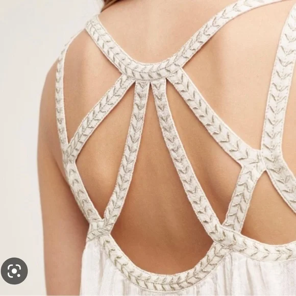 Anthropologie - Vanessa Virginia, cutwork gauze tank - Picture 2 of 14